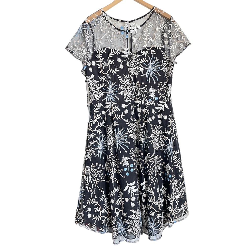 NWT Adrianna Papell Etheral Fit & Flare Embroidered High Low Dress size 16